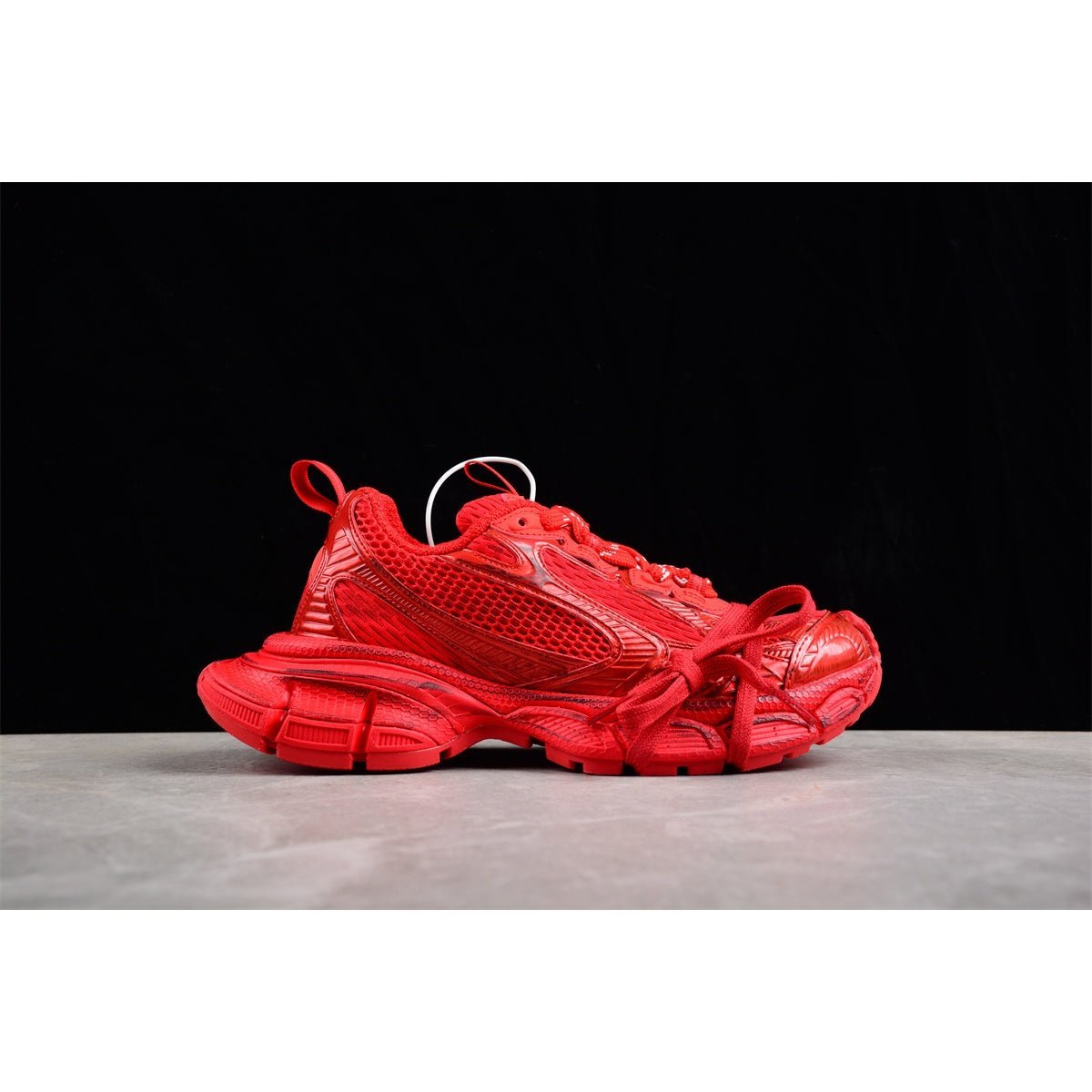 BALENCIAGA 3XL x RED - Phantom Kicks