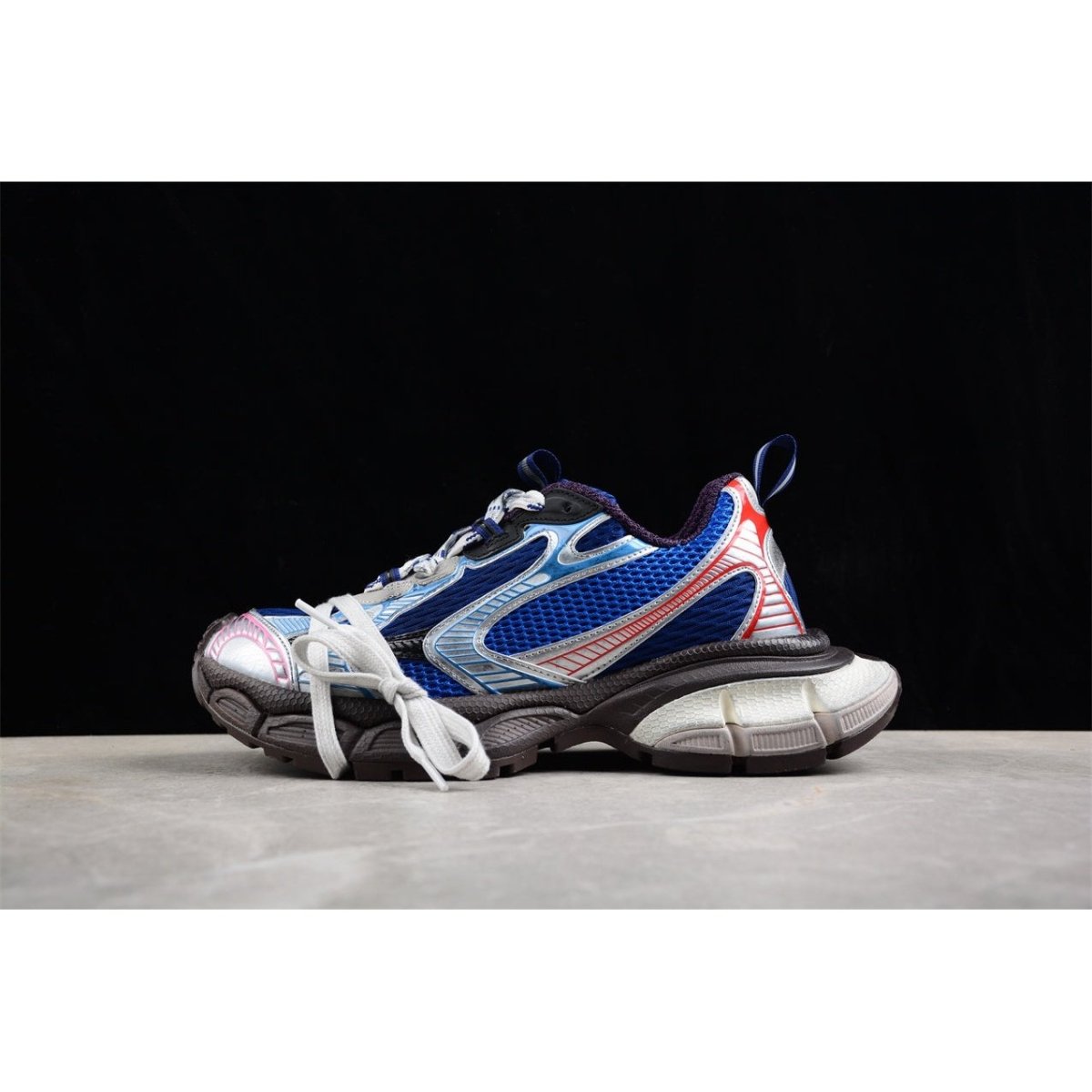 BALENCIAGA 3XL x ROYAL GREY - Phantom Kicks