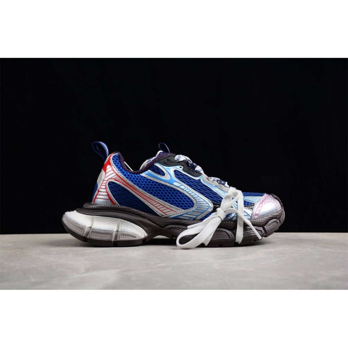 BALENCIAGA 3XL x ROYAL GREY - Phantom Kicks