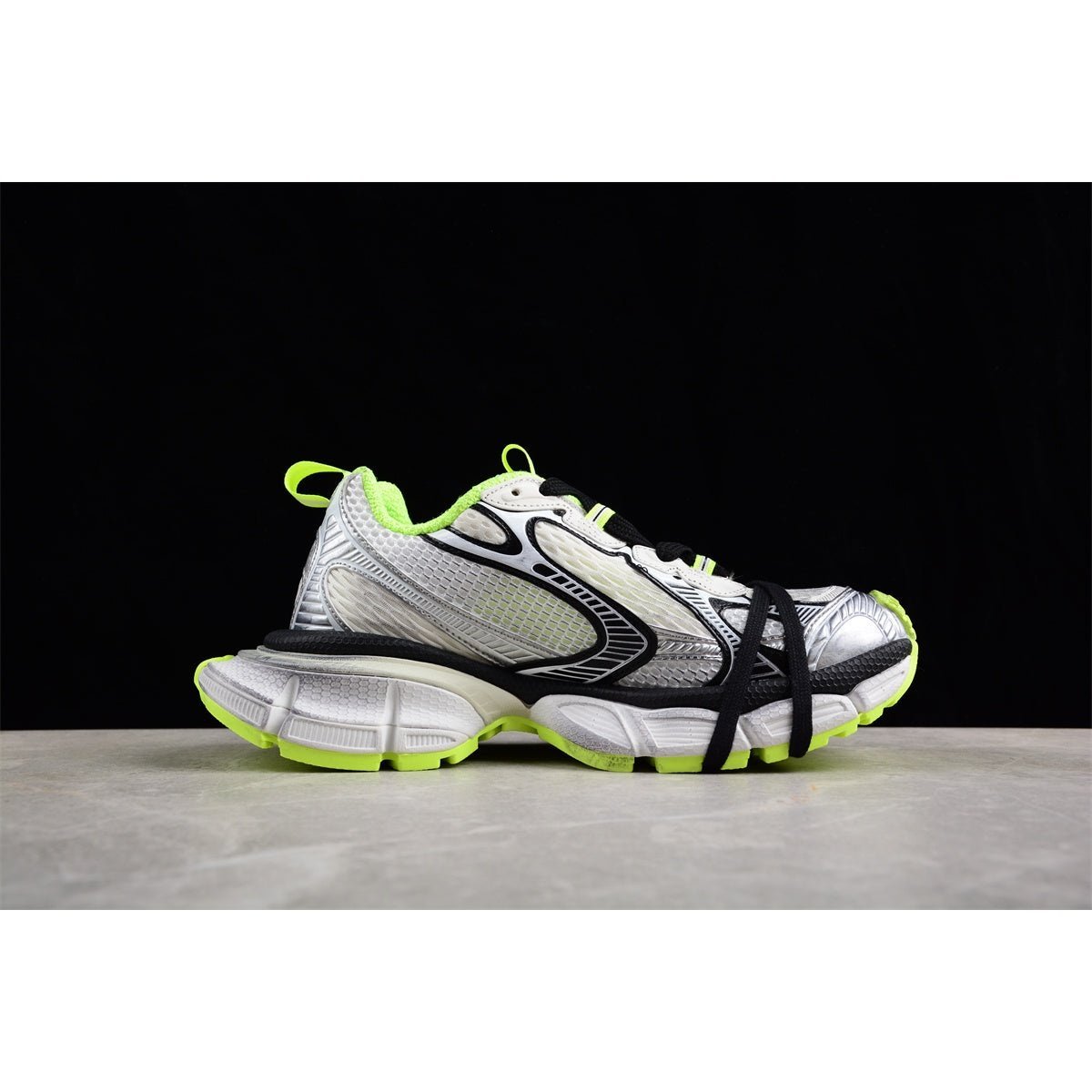 BALENCIAGA 3XL x WHITE BLACK FLUO YELLOW - Phantom Kicks