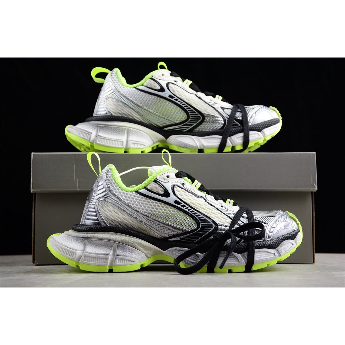 BALENCIAGA 3XL x WHITE BLACK FLUO YELLOW - Phantom Kicks