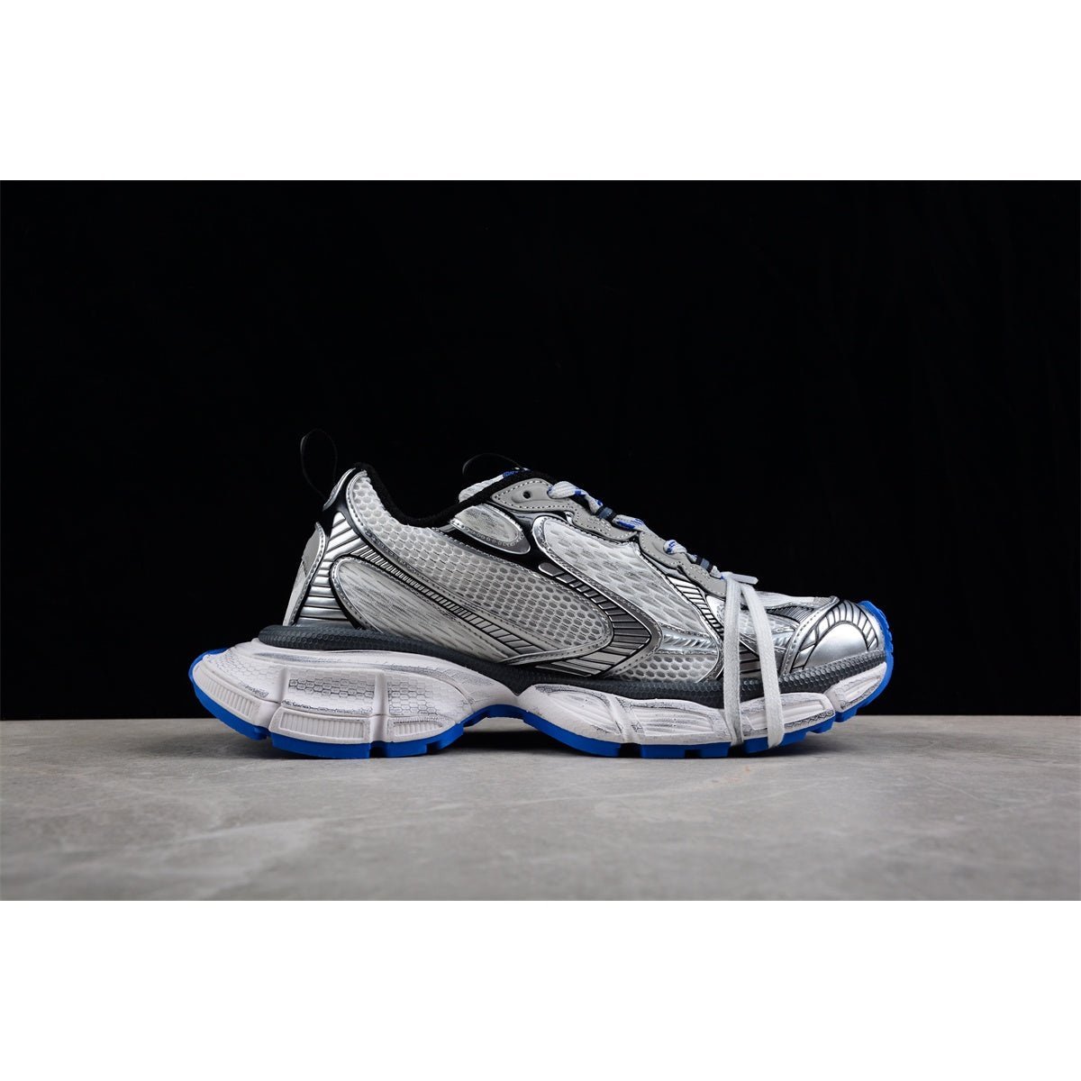 BALENCIAGA 3XL x WHITE GREY BLUE - Phantom Kicks