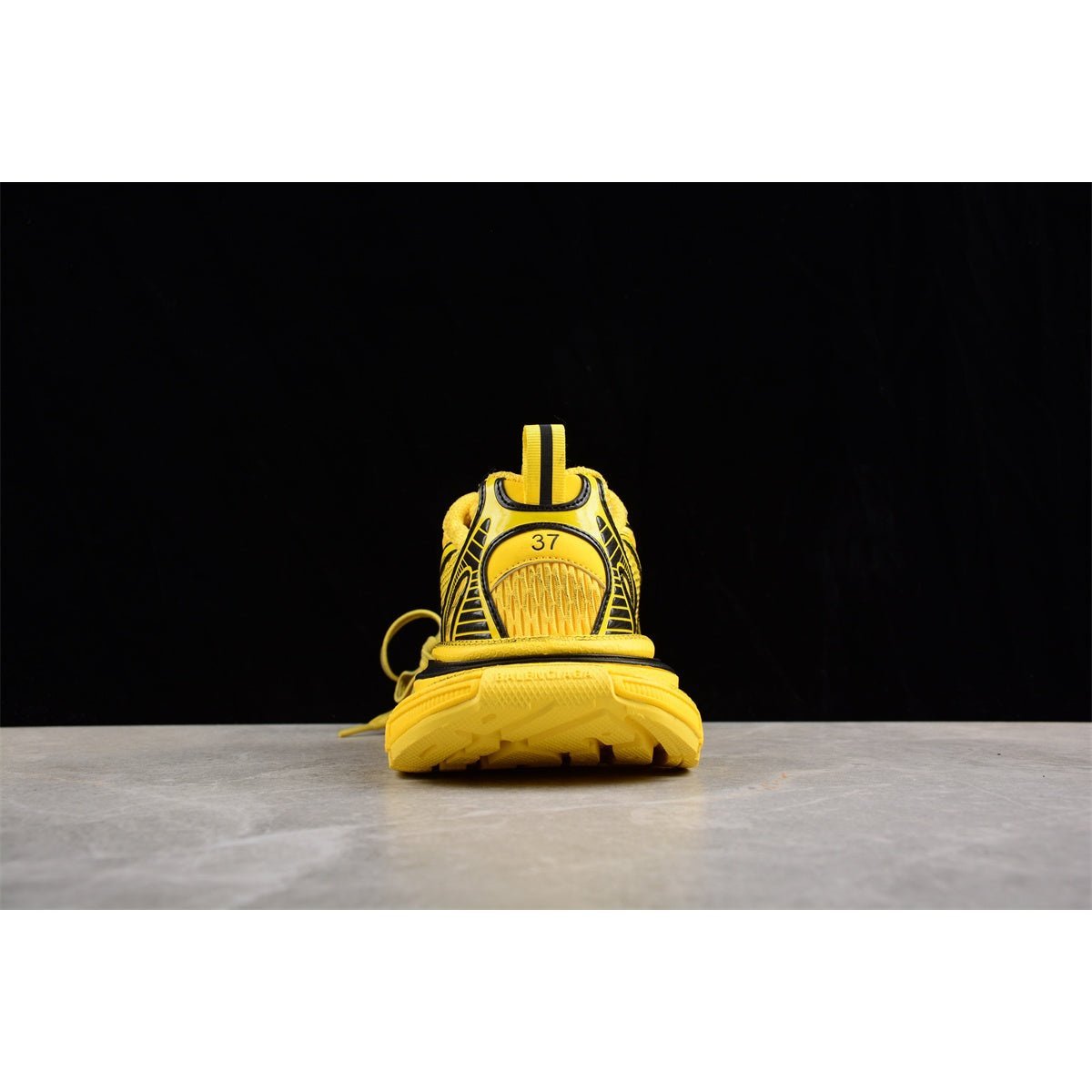 BALENCIAGA 3XL x YELLOW BLACK - Phantom Kicks
