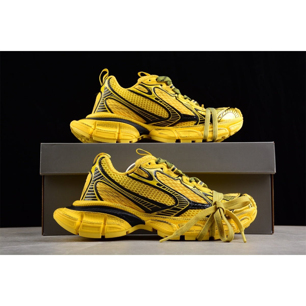 BALENCIAGA 3XL x YELLOW BLACK - Phantom Kicks