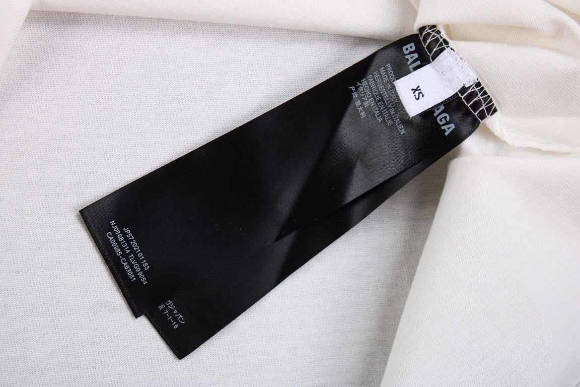 BALENCIAGA LOGO PRINT T-SHIRT BLACK WHITE - Phantom Kicks