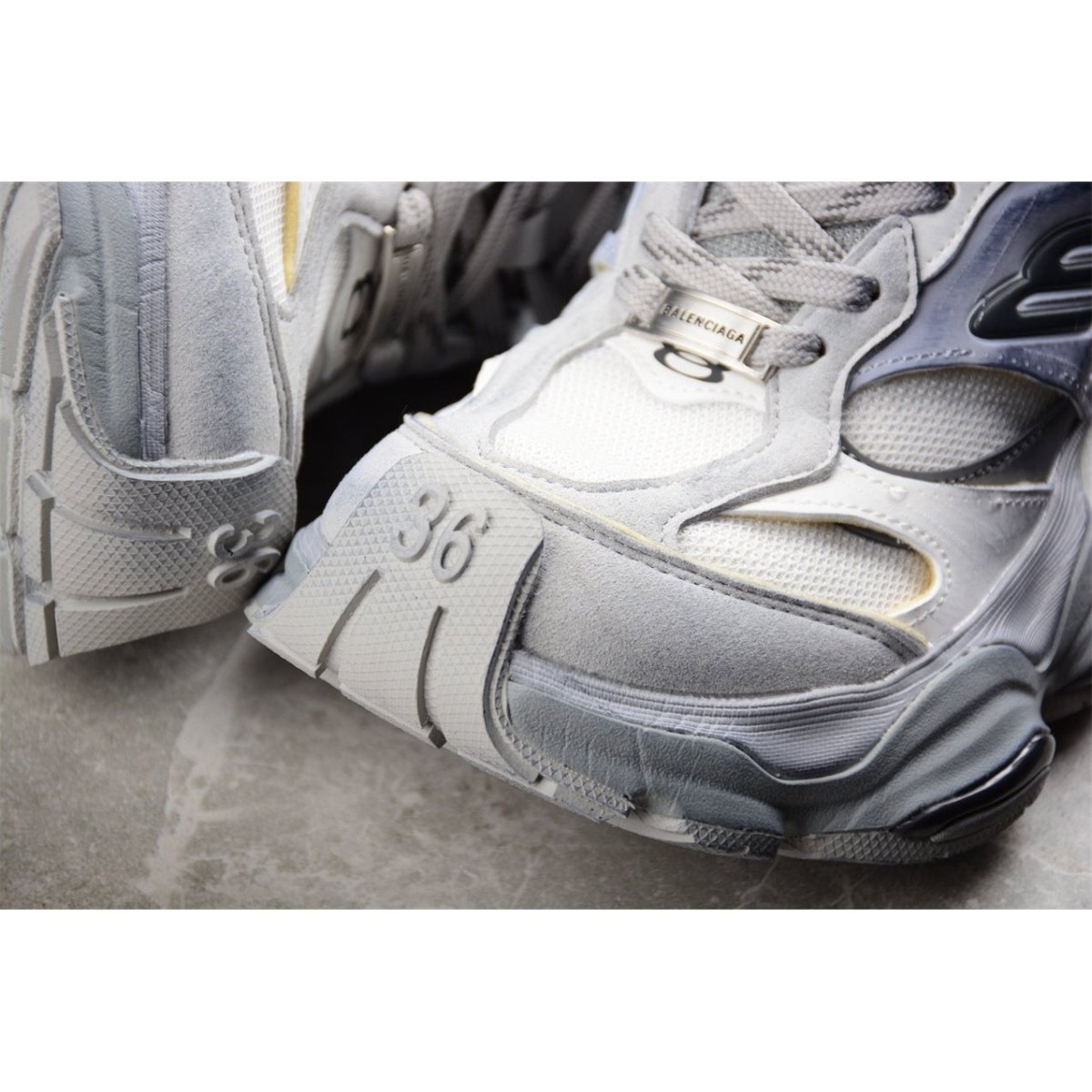 BALENCIAGA CARGO x ALL GREY - Phantom Kicks