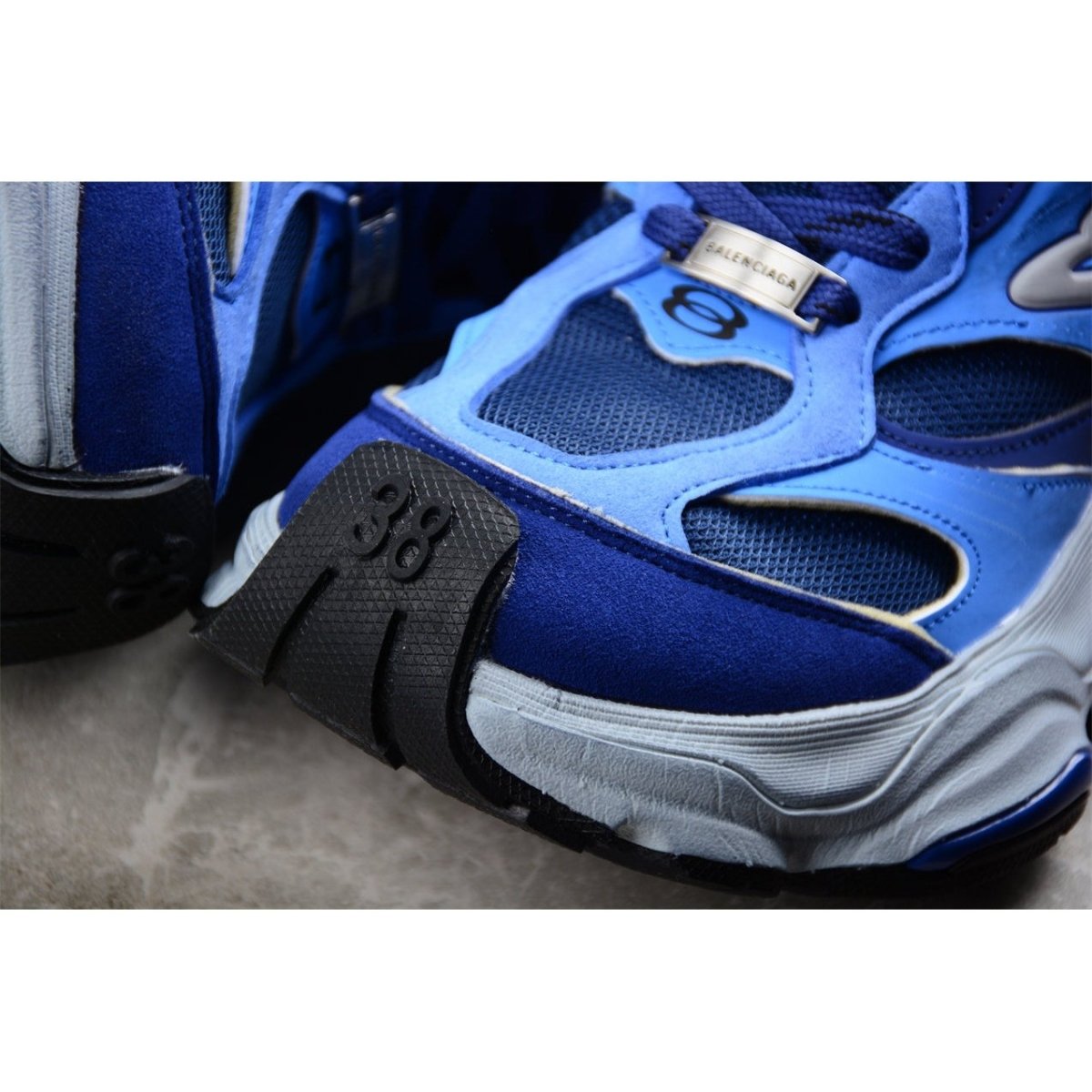 BALENCIAGA CARGO x DK.BLUE - Phantom Kicks