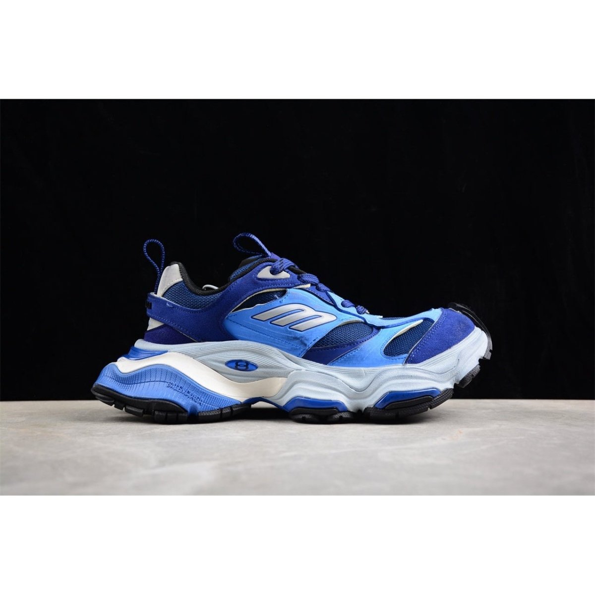 BALENCIAGA CARGO x DK.BLUE - Phantom Kicks