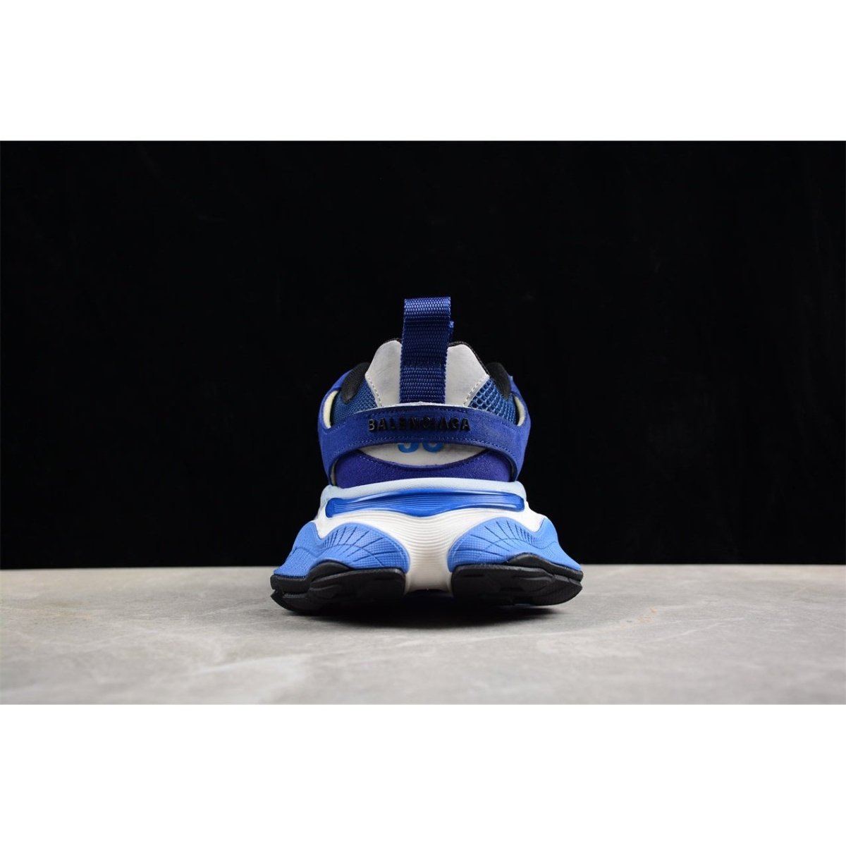 BALENCIAGA CARGO x DK.BLUE - Phantom Kicks