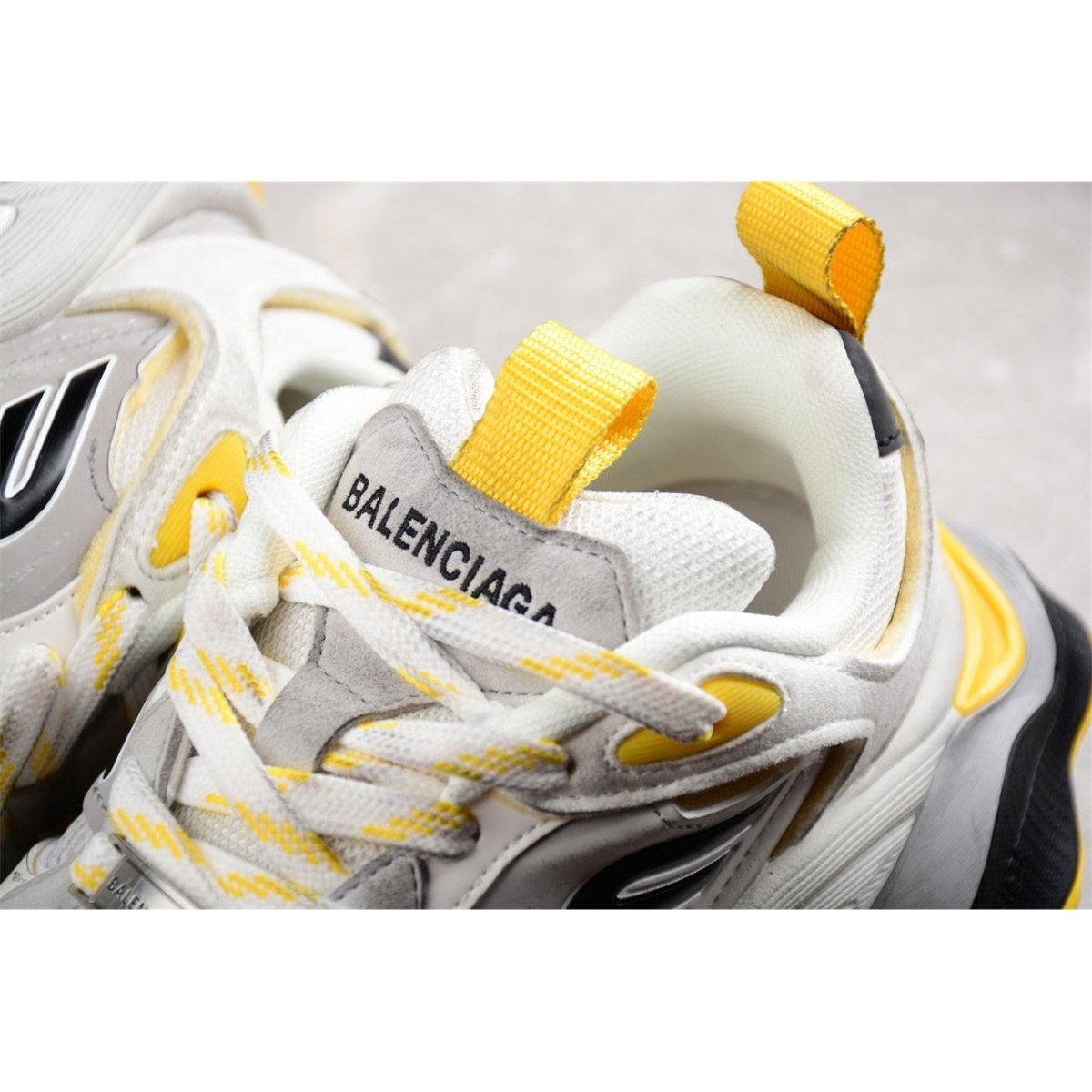 BALENCIAGA CARGO x GREY BLACK YELLOW - Phantom Kicks
