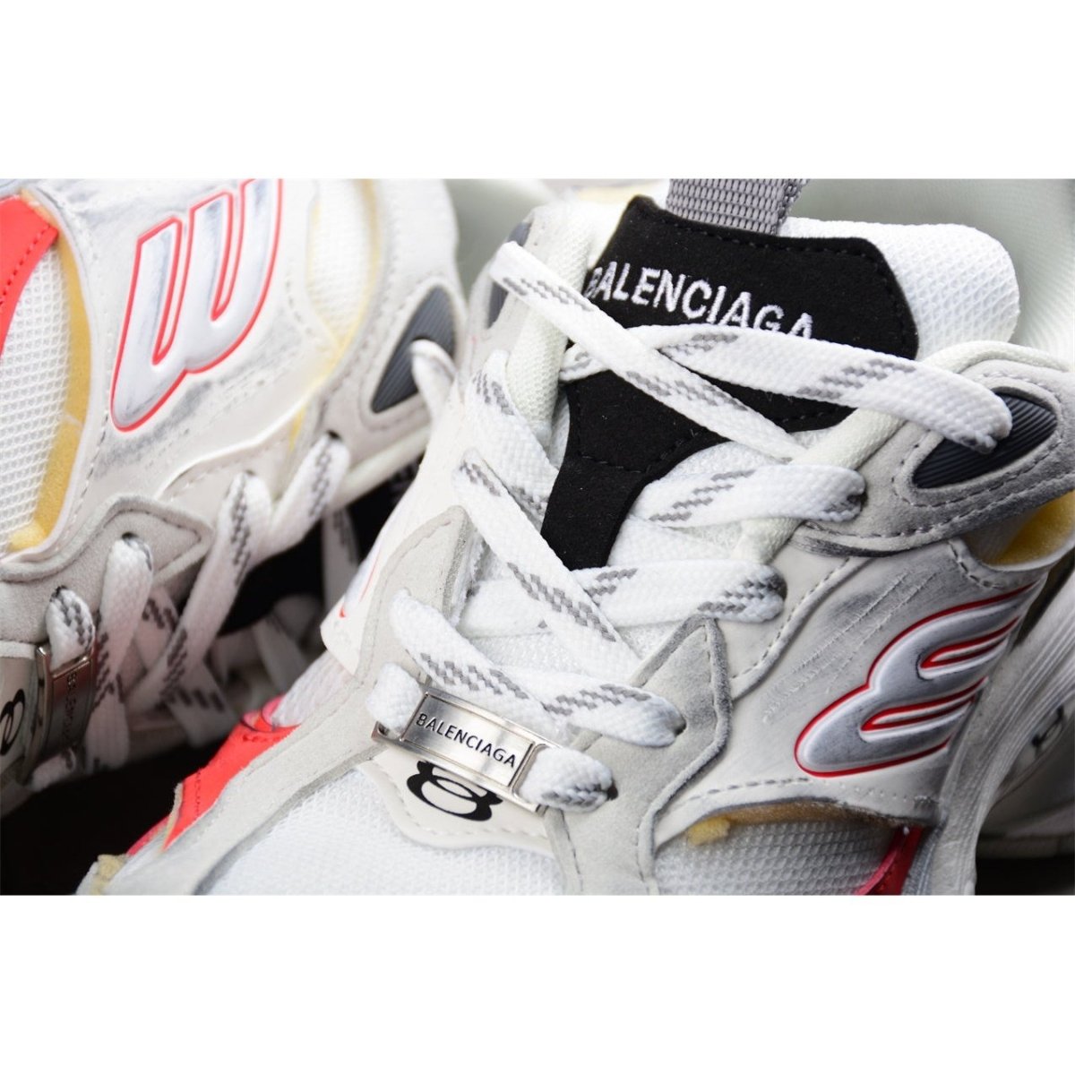 BALENCIAGA CARGO x WHITE GREY RED - Phantom Kicks
