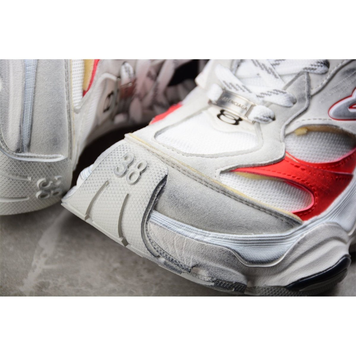 BALENCIAGA CARGO x WHITE GREY RED - Phantom Kicks