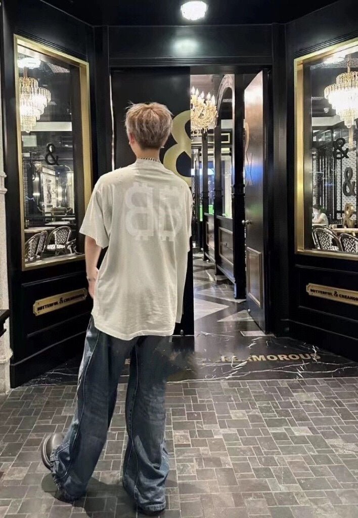 BALENCIAGA DISTRESSED LOGO T-SHIRT WHITE GREY - Phantom Kicks