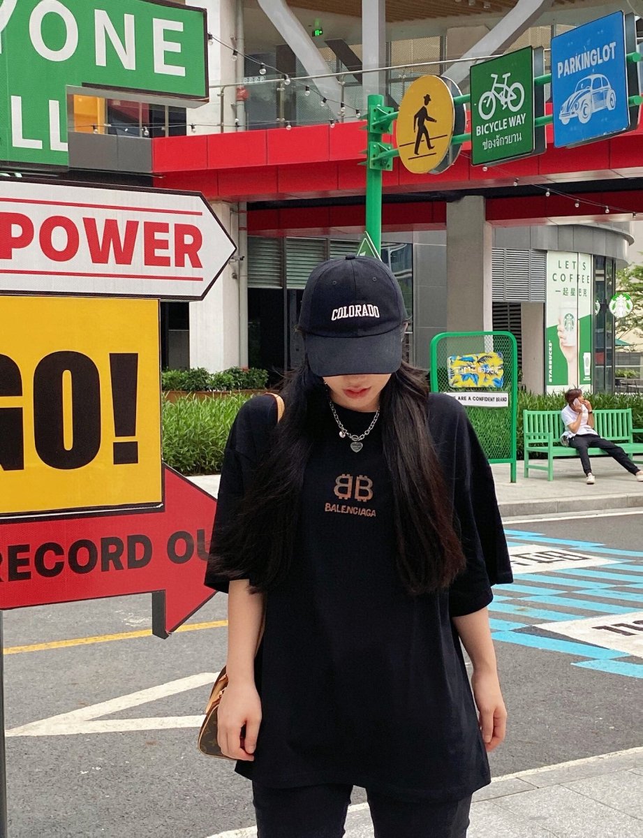 BALENCIAGA DOUBLE B LOGO T-SHIRT BLACK - Phantom Kicks