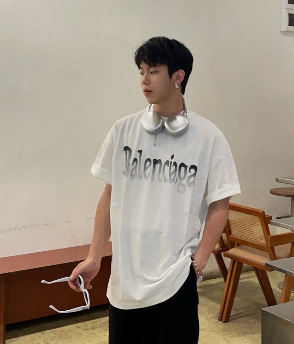 Balenciaga Gradient Logo T-Shirt - Phantom Kicks