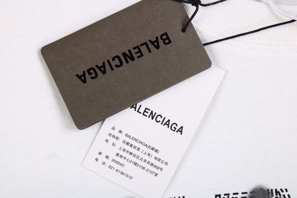 BALENCIAGA GRAFFITI LOGO T-SHIRT WHITE - Phantom Kicks