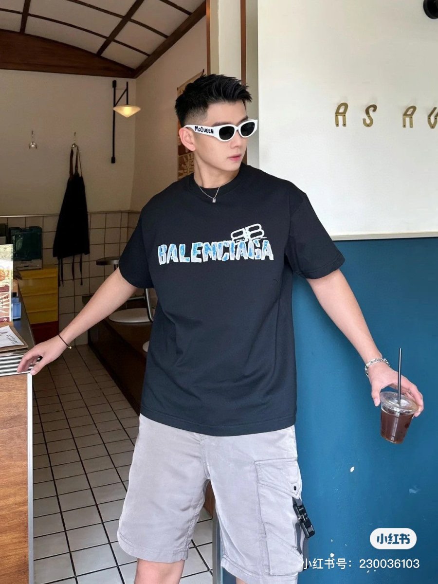 Balenciaga Graphic Logo T-Shirt (Black) - Phantom Kicks