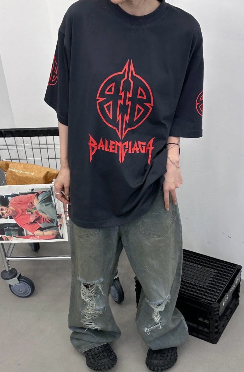 Balenciaga Graphic Logo T-Shirt (Black) - Phantom Kicks