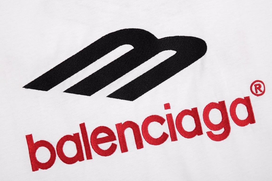 BALENCIAGA LOGO GRAPHIC T-SHIRT WHITE - Phantom Kicks
