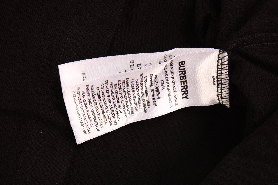 Burberry T-shirt with Check Pocket - Phantom Kicks