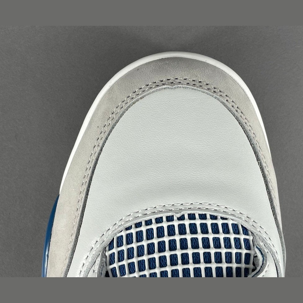 JORDAN 4 x MILITARY BLUE - Phantom Kicks