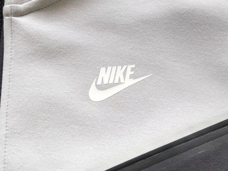NIKE TECH FLEECE HOODIE x GREY/BLACK/GREEN - Phantom Kicks