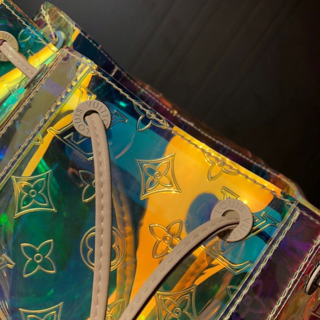 LOUIS VUITTON MONOGRAM GM PRISM HOLOGRAPHIC BACKPACK - Phantom Kicks