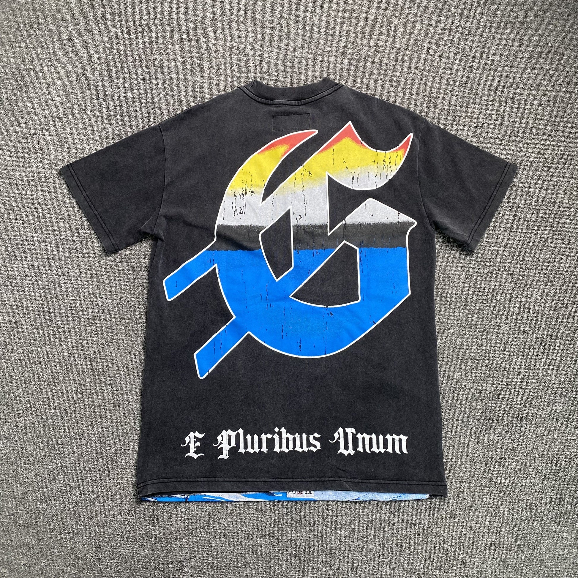 GODSPEED ARTIFICIAL LOVE T-SHIRT WASHED BLACK - Phantom Kicks