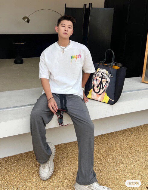 Gucci Lightning Logo T-Shirt (Cream) - Phantom Kicks