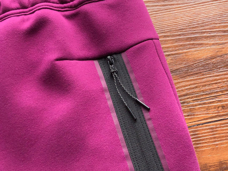 NIKE TECH FLEECE PANTS x SANGRIA/GAME ROYAL - Phantom Kicks