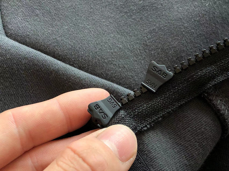NIKE TECH FLEECE HOODIE x BLACK/DARK SMOKE GREY - Phantom Kicks