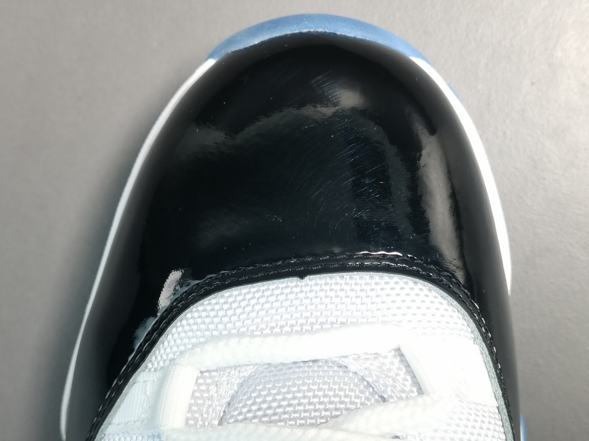 JORDAN 11 x CONCORD - Phantom Kicks