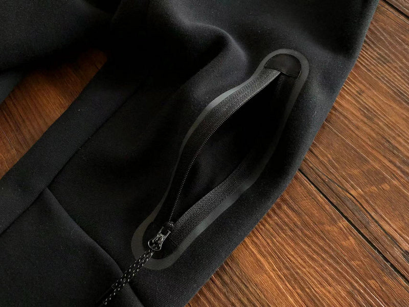 NIKE TECH FLEECE HOODIE x BLACK - Phantom Kicks