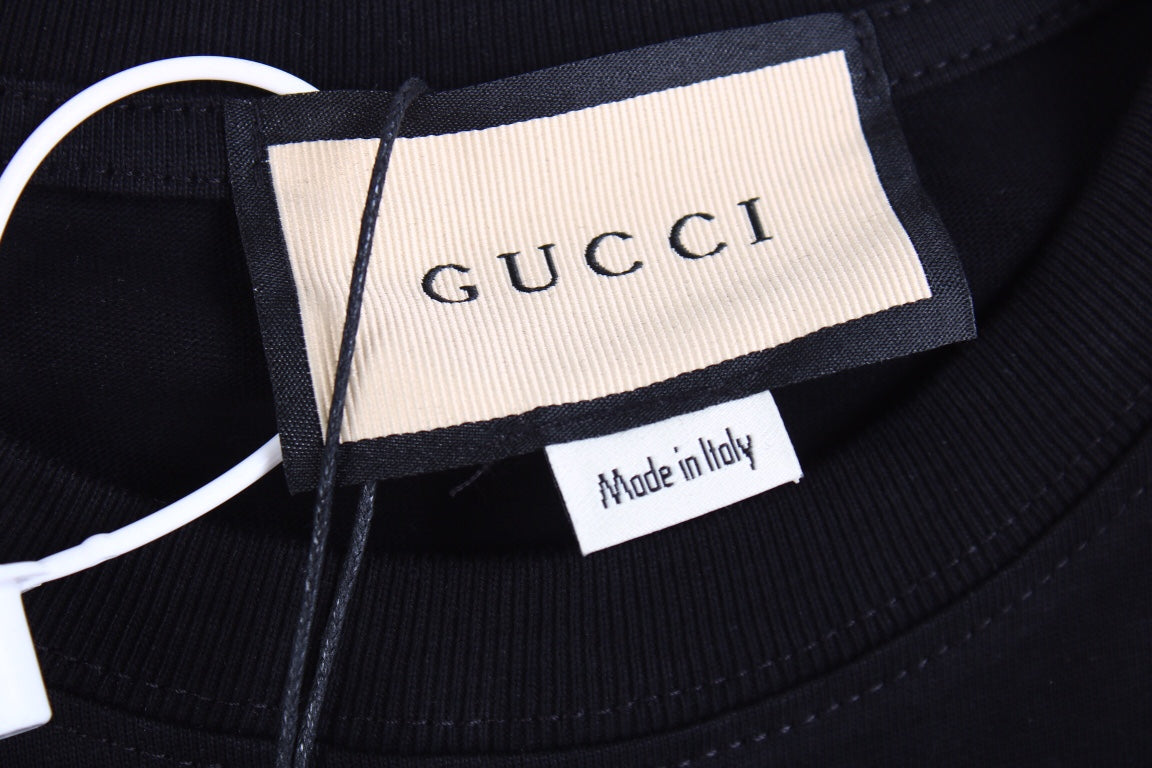 Gucci Graphic Logo T-Shirt (Black) - Phantom Kicks