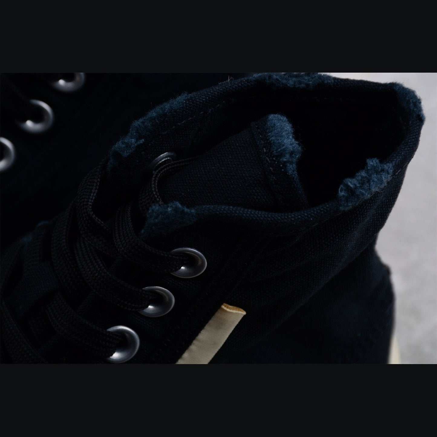 BALENCIAGA PARIS HIGH VULC DESTR x BLACK - Phantom Kicks