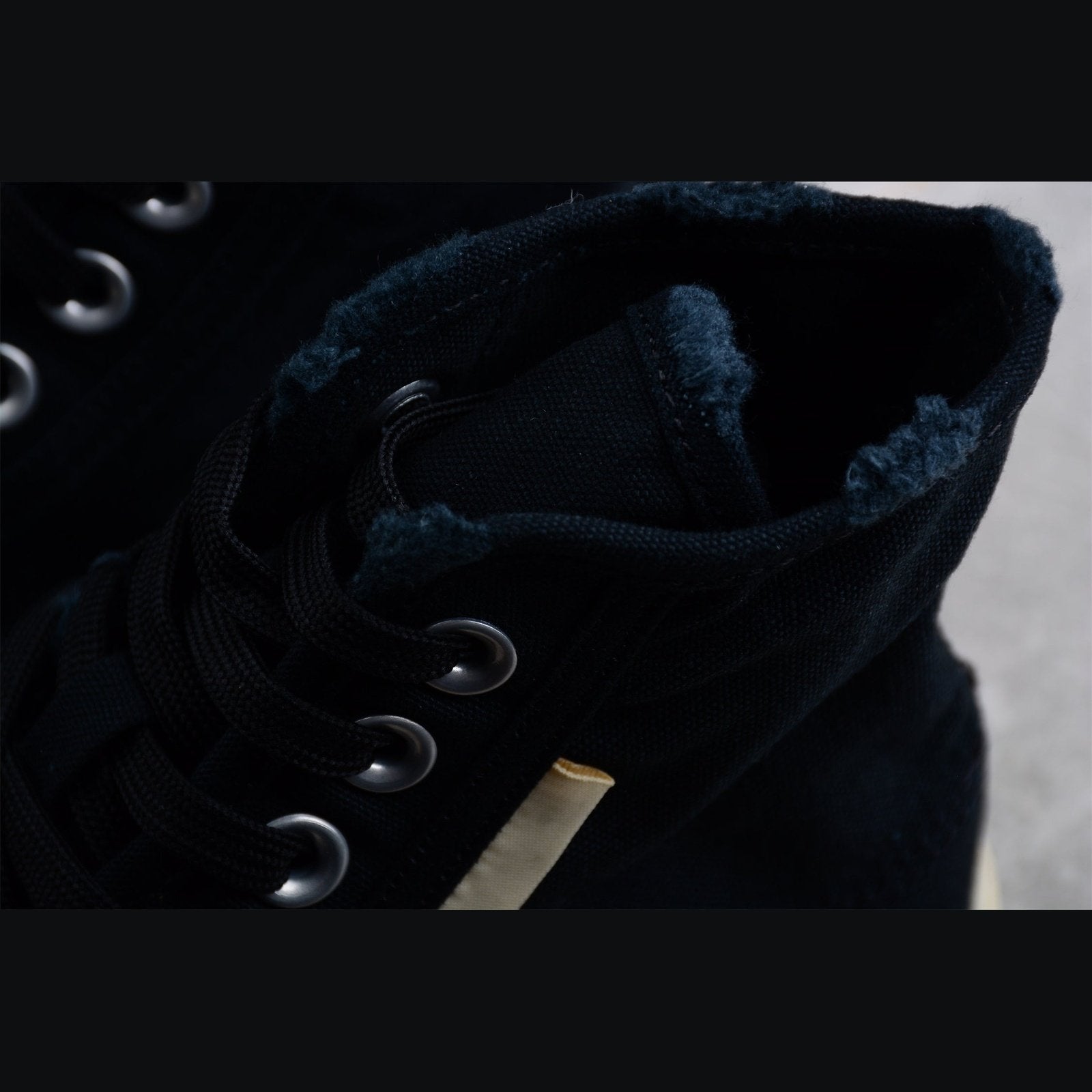 BALENCIAGA PARIS HIGH VULC DESTR x BLACK - Phantom Kicks