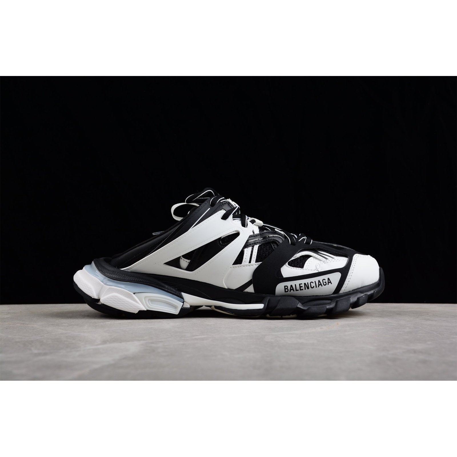 BALENCIAGA TRACK MULE x BLACK WHITE - Phantom Kicks