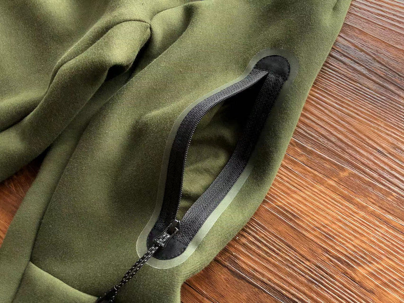 NIKE TECH FLEECE HOODIE x OLIVE GREEN - Phantom Kicks