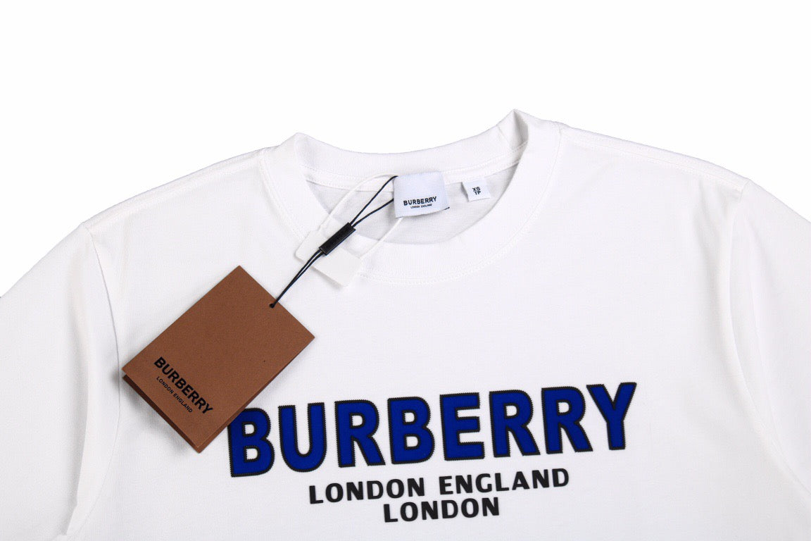 BURBERRY LONDON ENGLAND LOGO T-SHIRT WHITE - Phantom Kicks
