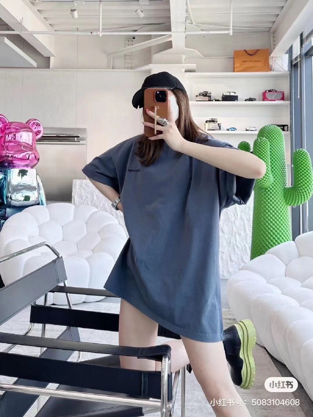 BALENCIAGA MINIMALIST T-SHIRT BLUE - Phantom Kicks