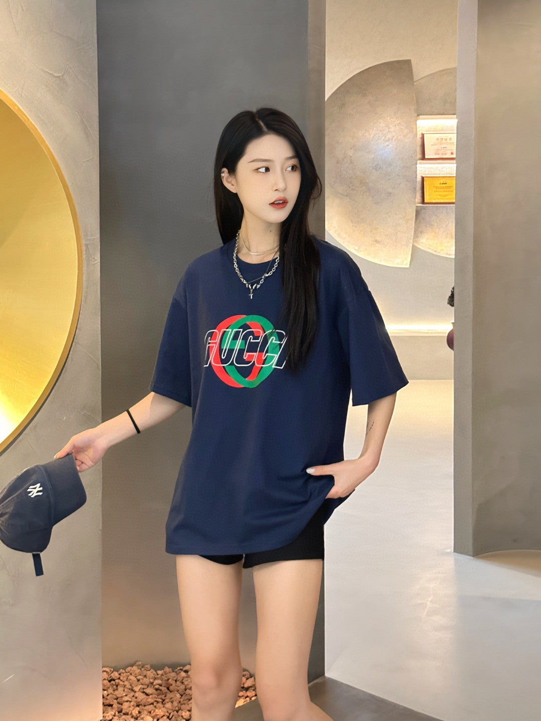 Gucci Navy T-Shirt with Overlapping Logo - Phantom Kicks