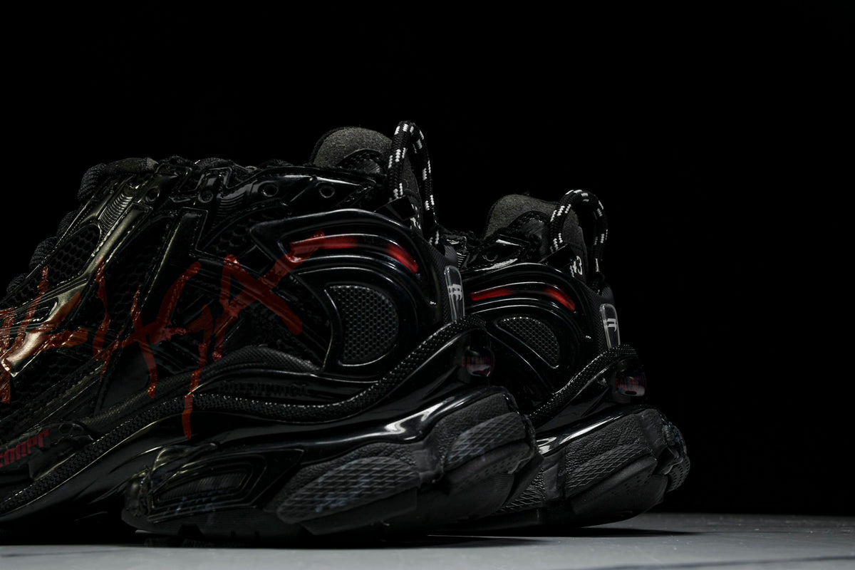 B Runner Black Graffiti