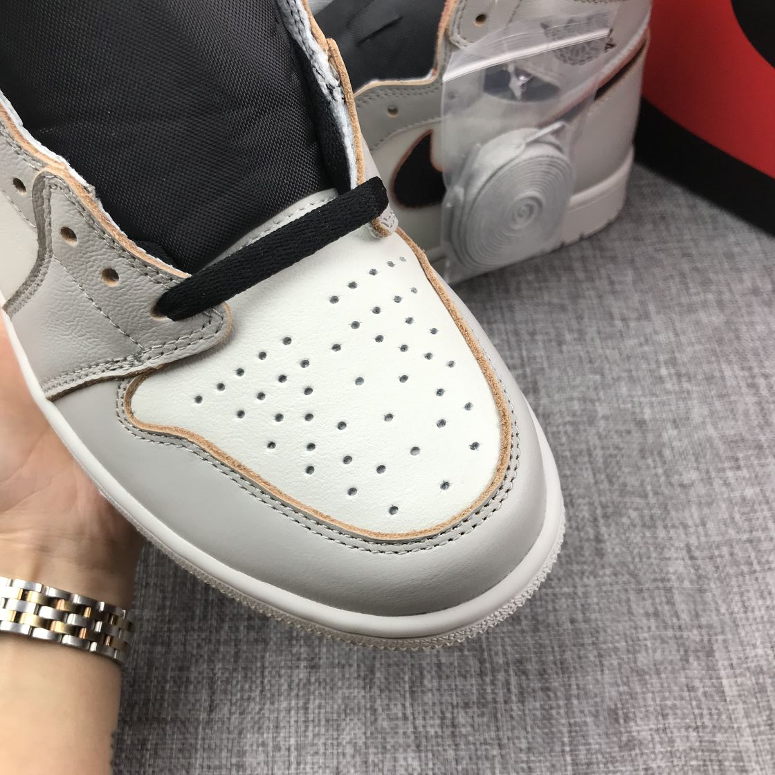 JORDAN 1 RETRO HIGH OG DEFIANT x SB NYC TO PARIS - Phantom Kicks