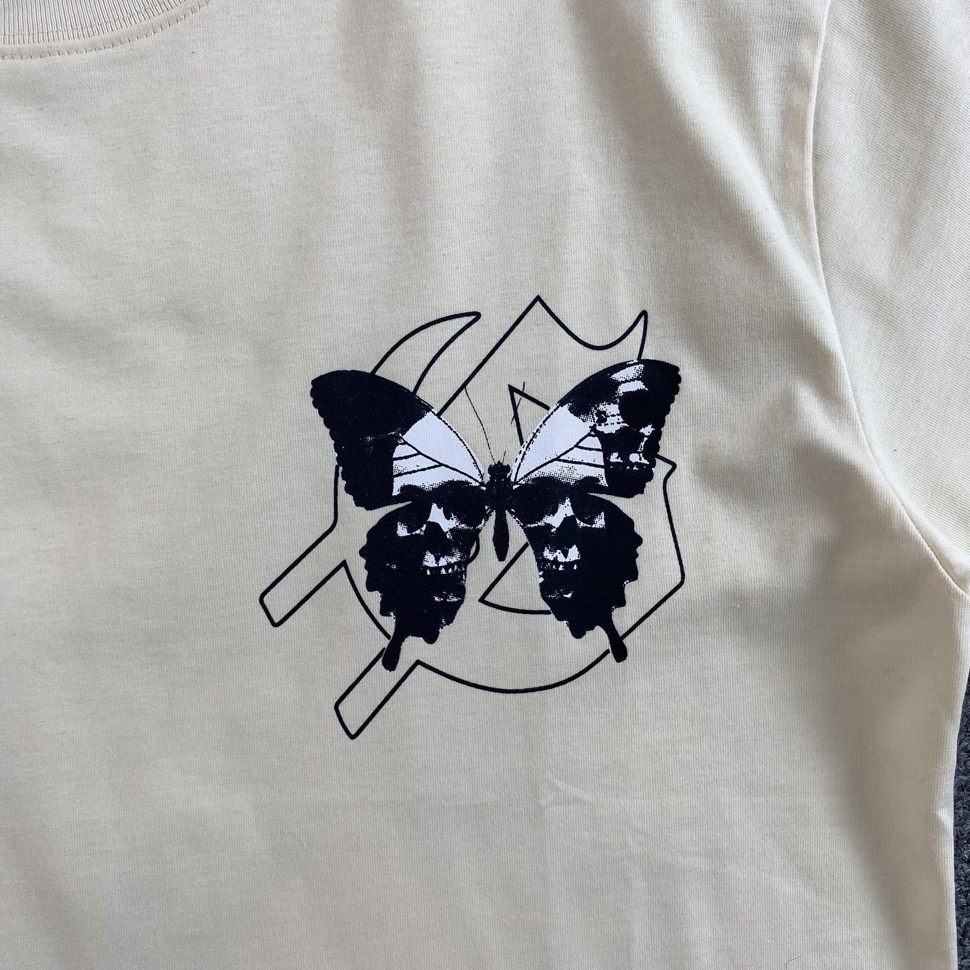 GODSPEED BUTTERFLY EFFECT T-SHIRT BONE - Phantom Kicks