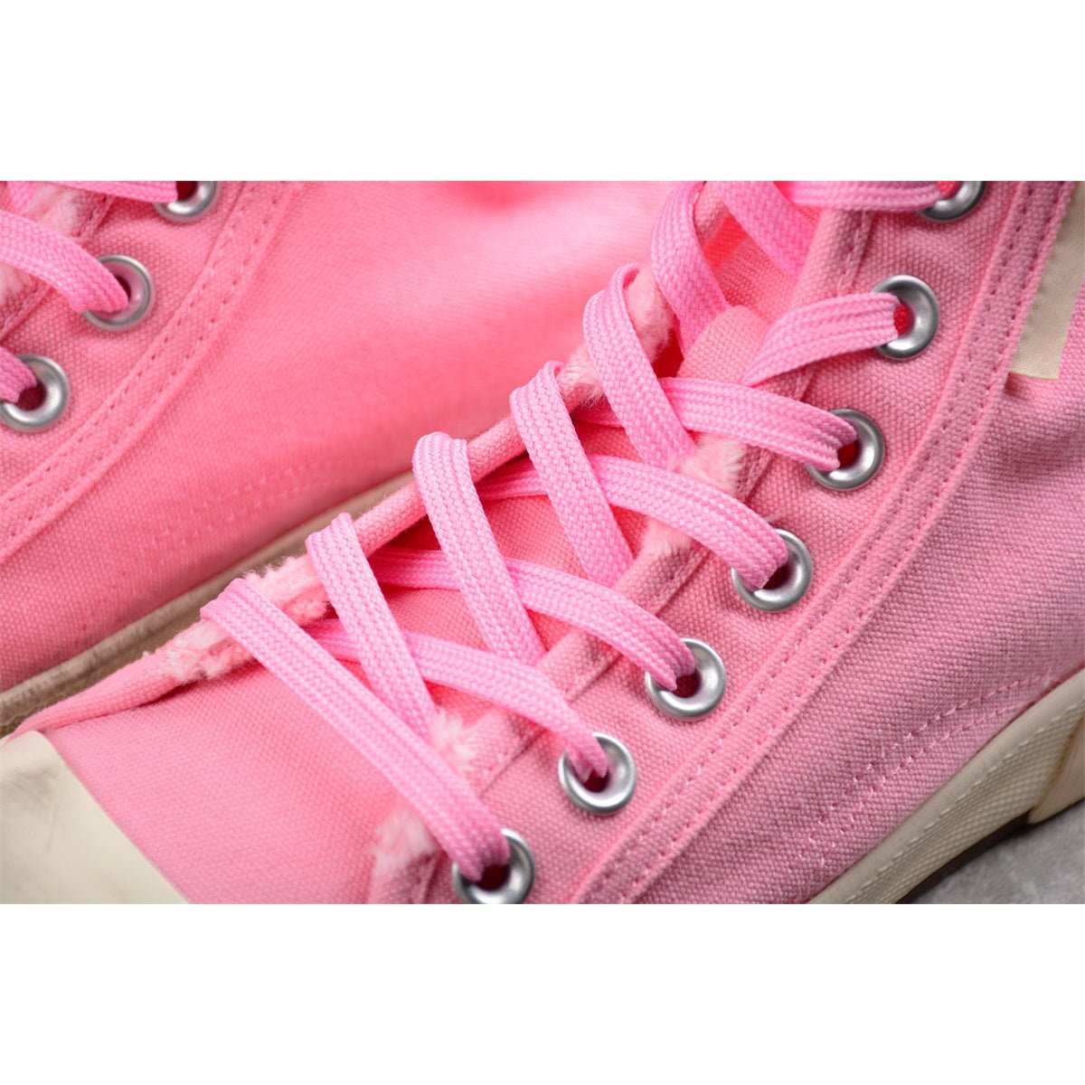 BALENCIAGA PARIS HIGH x PINK - Phantom Kicks