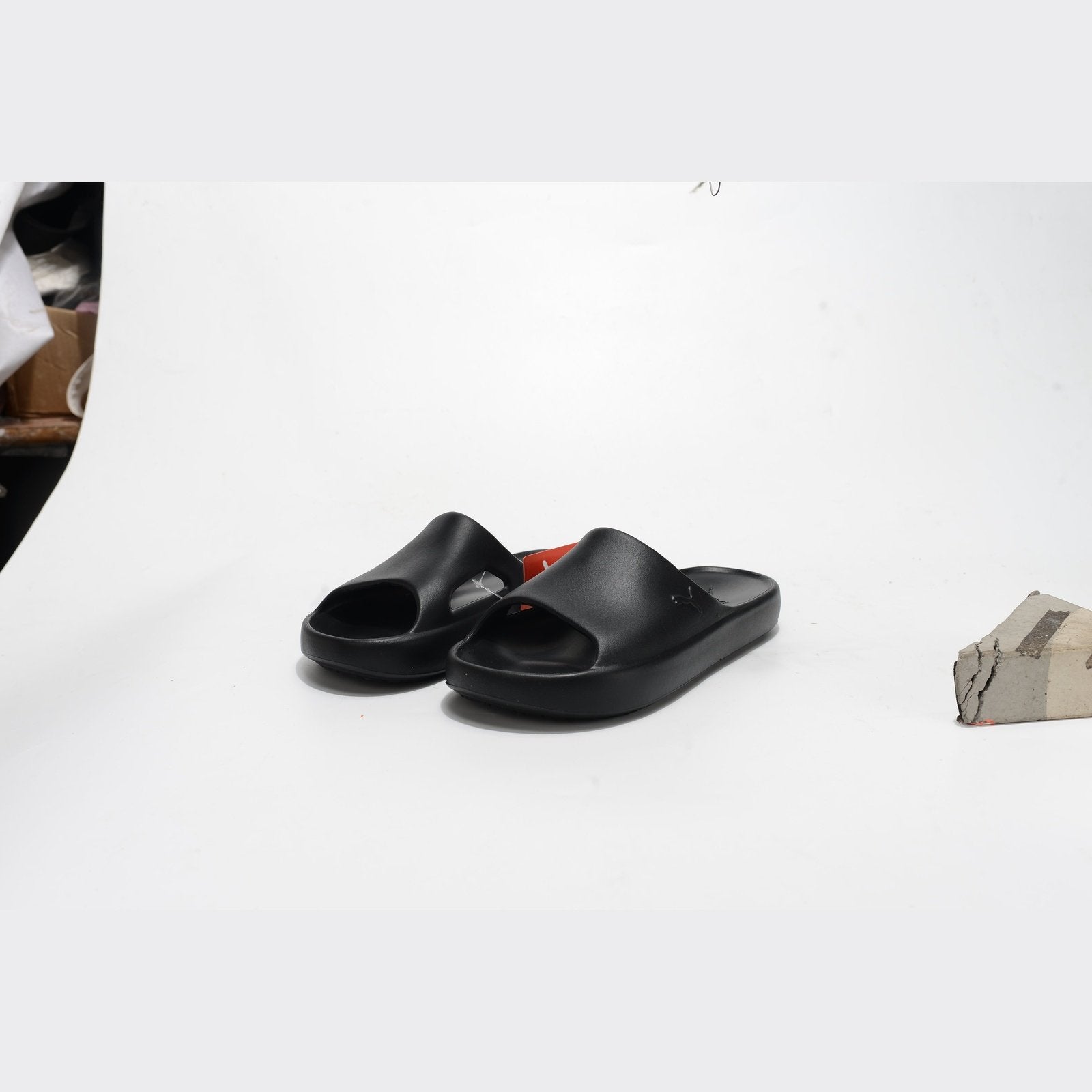 PUMA SHIBUI CAT SLIDE x BLACK - Phantom Kicks