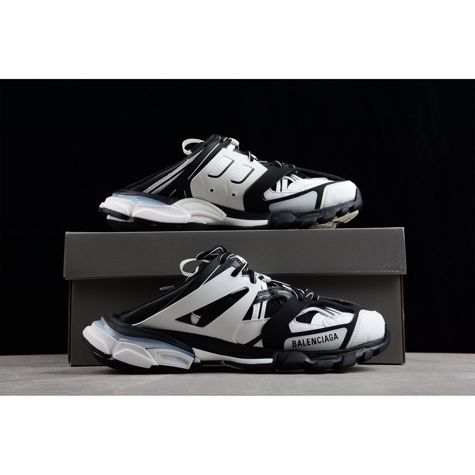 BALENCIAGA TRACK MULE x BLACK WHITE - Phantom Kicks