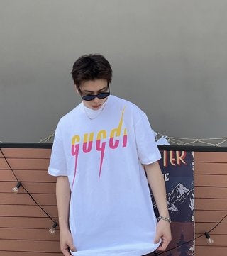 Gucci T-shirt with Retro Logo - Phantom Kicks