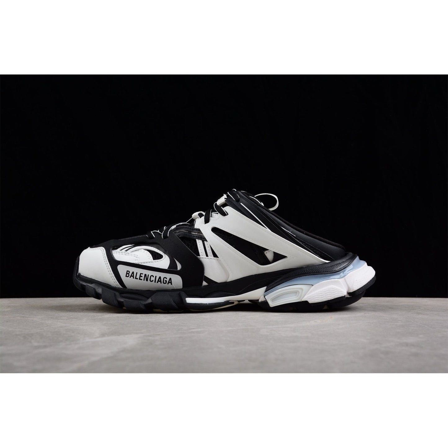 BALENCIAGA TRACK MULE x BLACK WHITE - Phantom Kicks