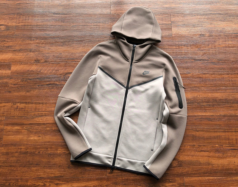 NIKE TECH FLEECE HOODIE x OLIVE GREY/ENIGMA STONE - Phantom Kicks